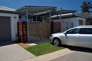 CORE Grass - green parking